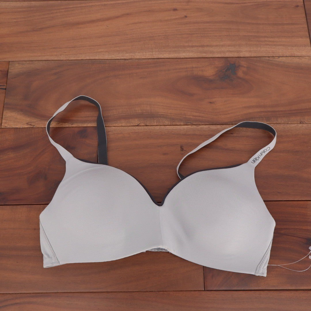 Calvin Klein Light Grey Wireless T-Shirt Bra Logo Straps QP2931S Small