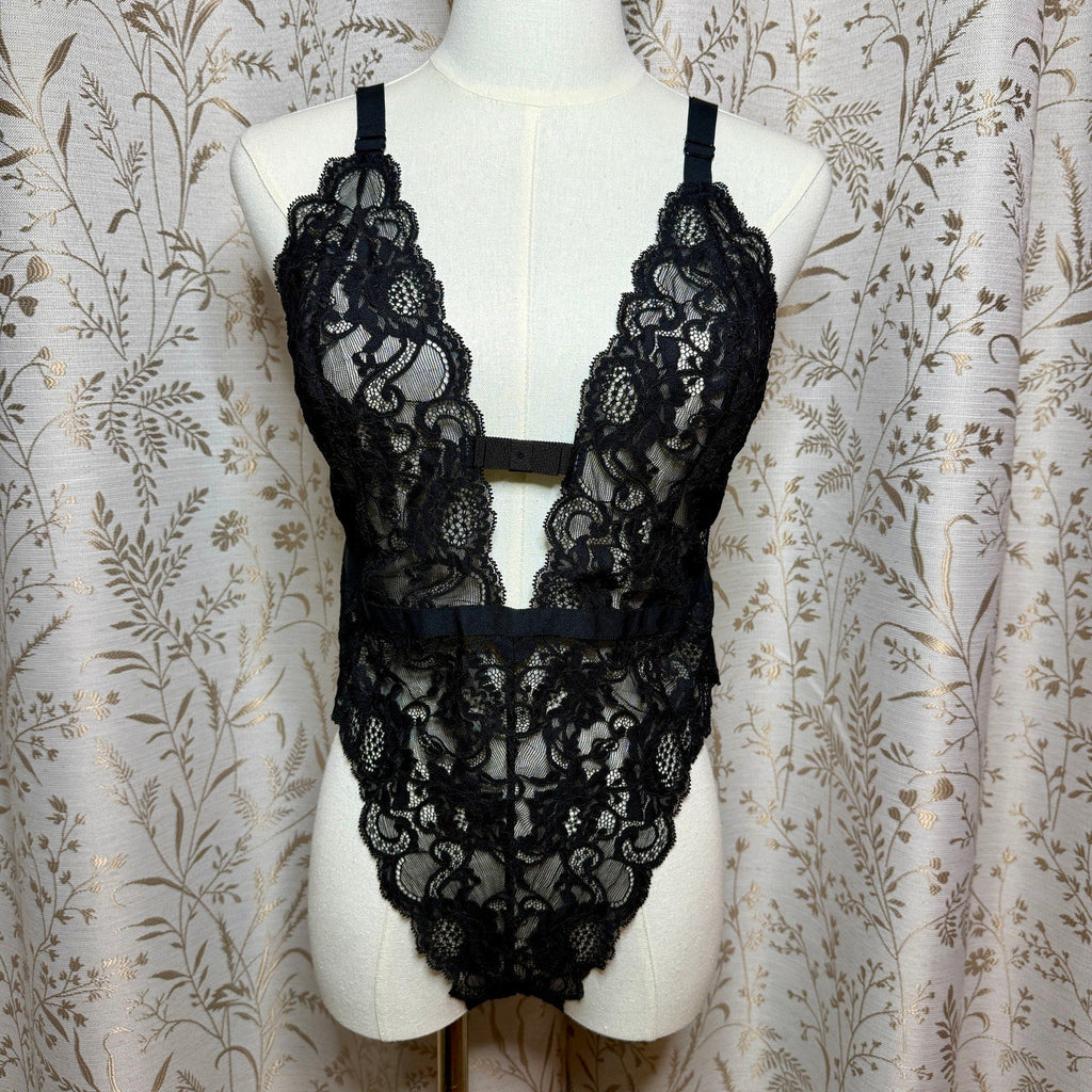 Victorias Secret Black Lace Plunge Teddy Womens L Sexy Sirencore Dark Coquette