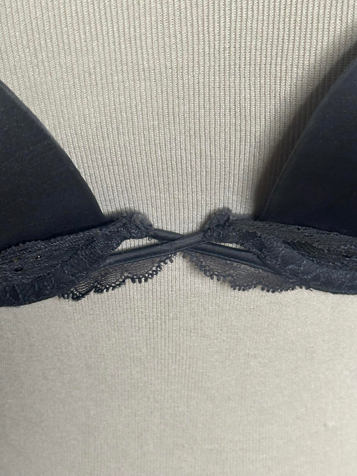 Victoria's Secret Very Sexy silver padded demi bra Size 34C