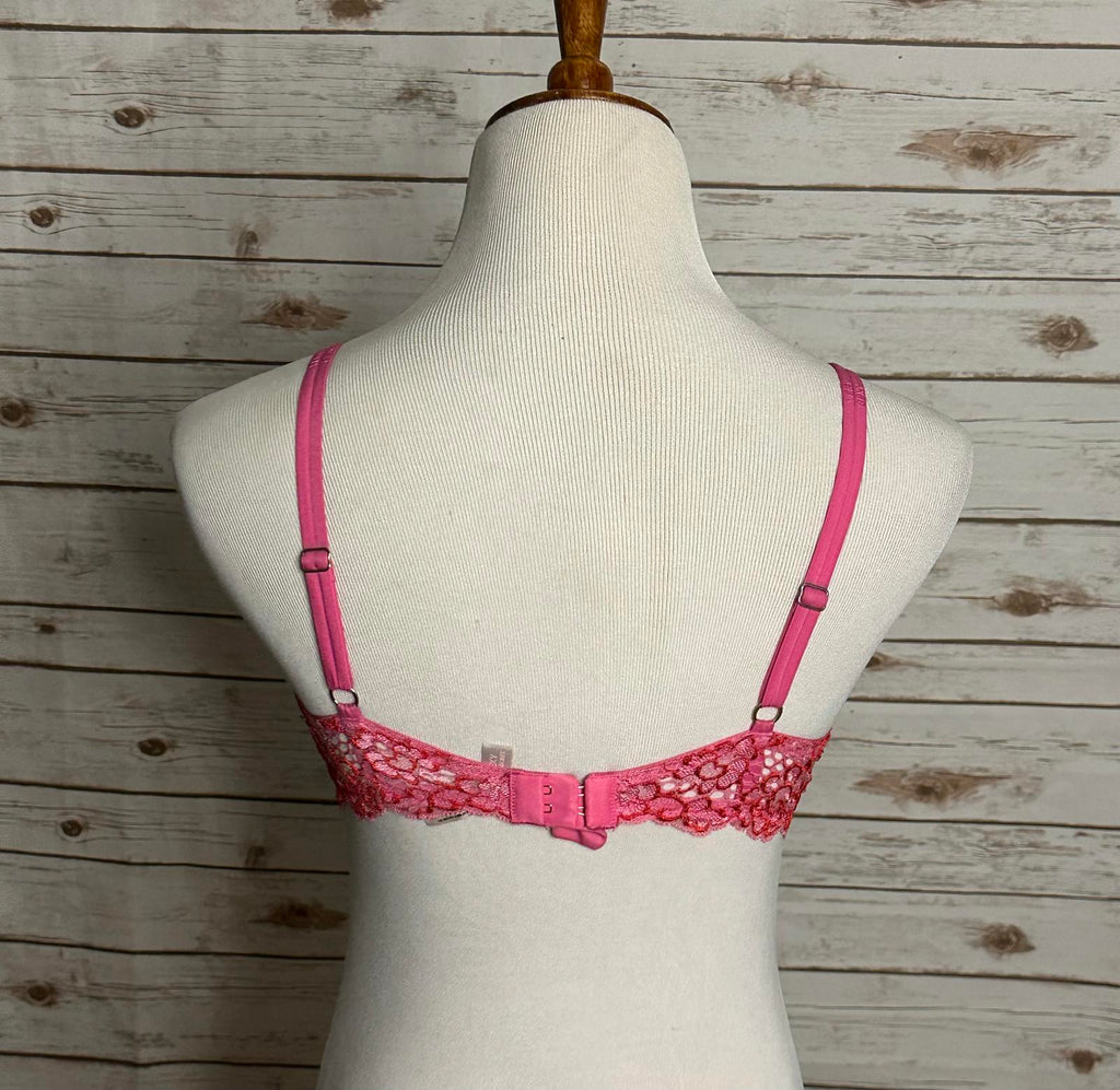 Victoria's Secret Very Sexy pink/red floral lace padded demi bra Size 36C