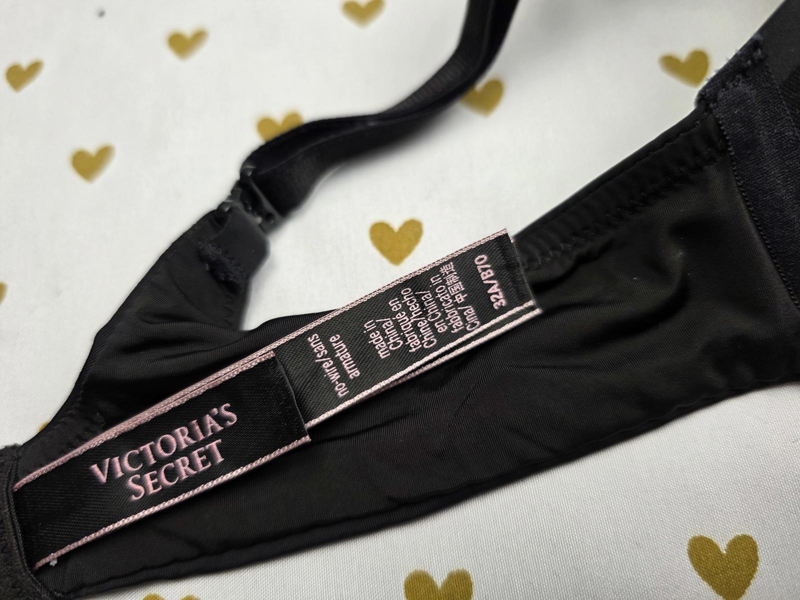 Victorias Secret Black Wireless 32A Tank Bra Sexy Mesh