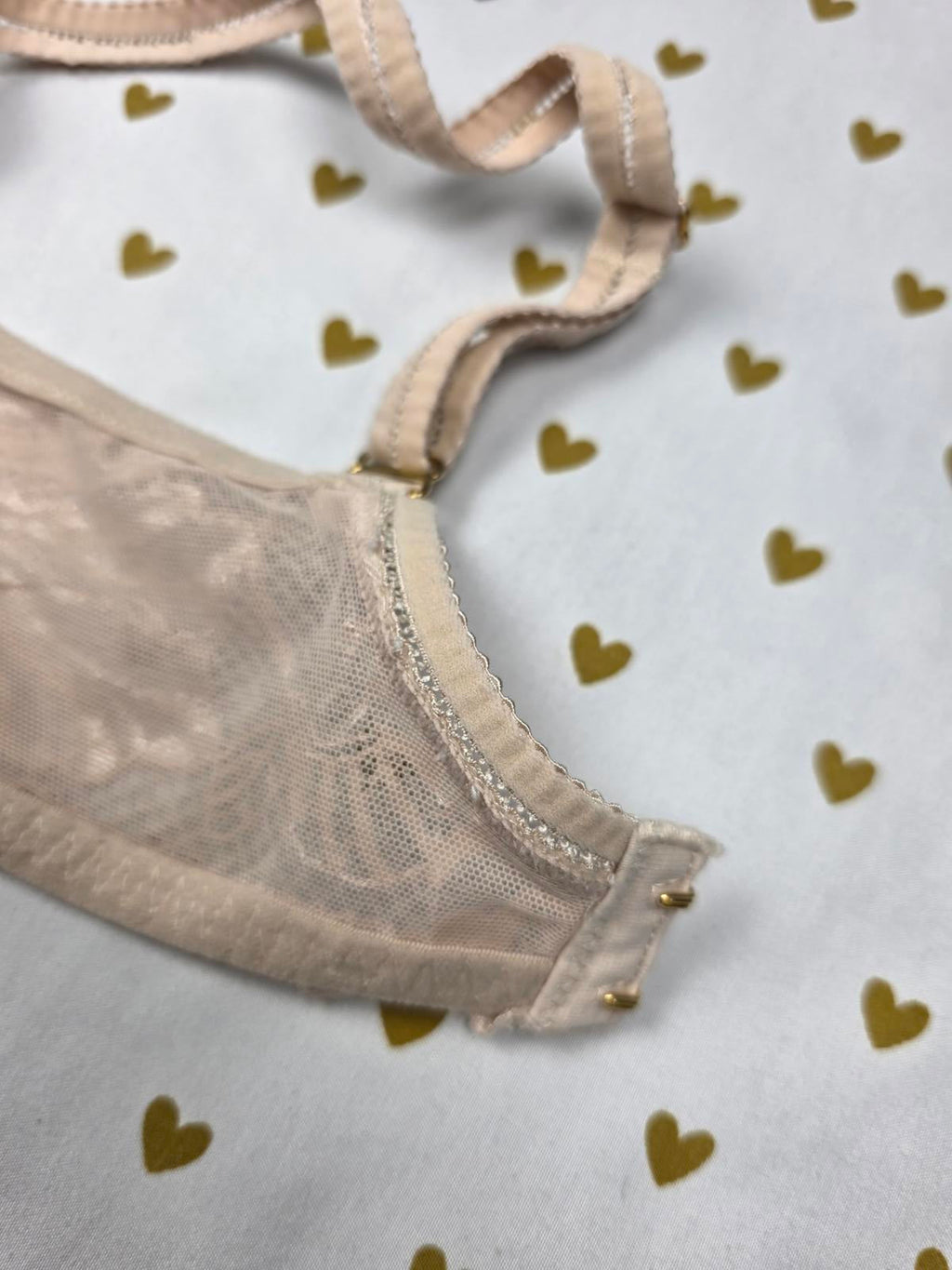 Victorias Secret Lace Unlined INCREIBLE Bra Demi Balconette Beige 36D
