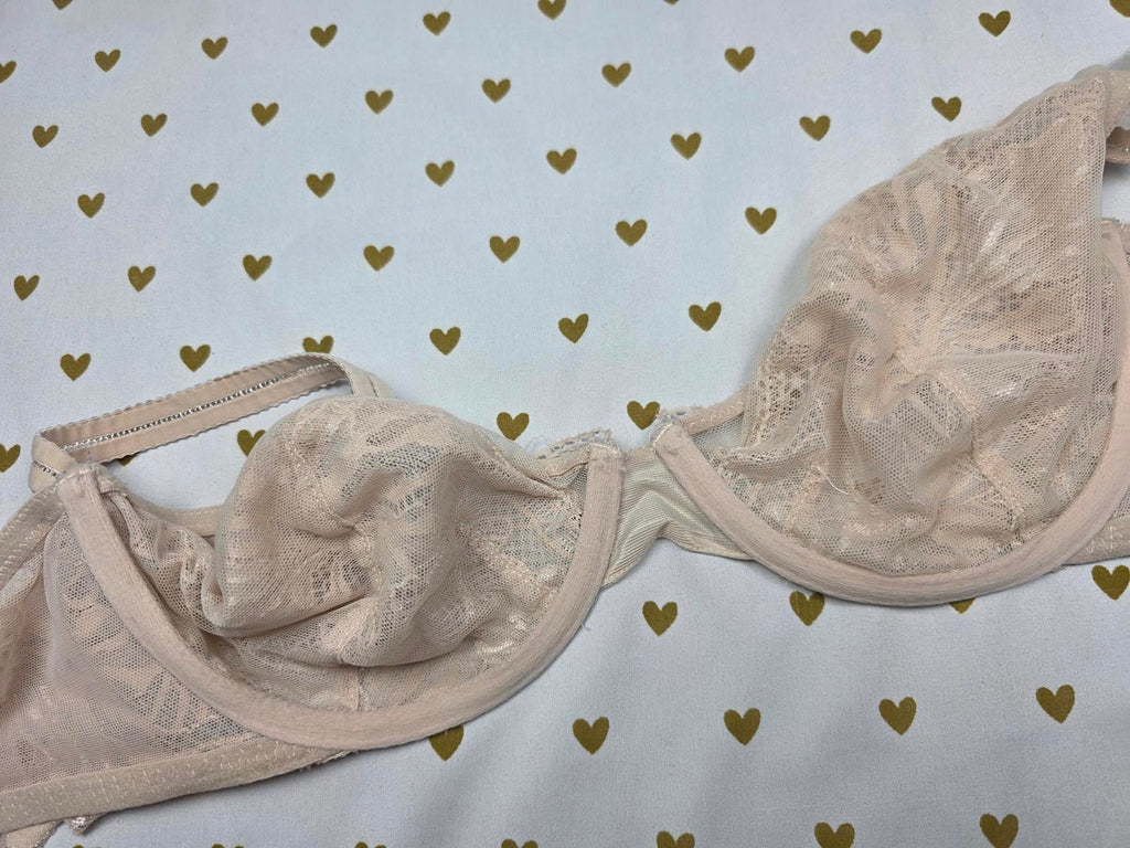 Victorias Secret Lace Unlined INCREIBLE Bra Demi Balconette Beige 36D