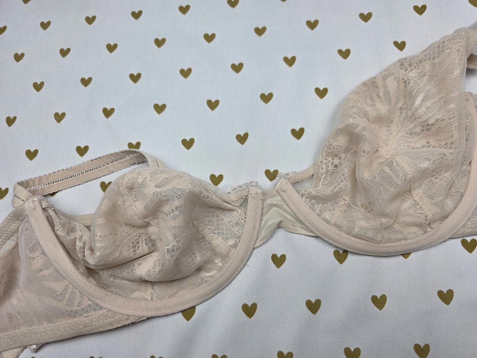 Victorias Secret Lace Unlined INCREIBLE Bra Demi Balconette Beige 36D