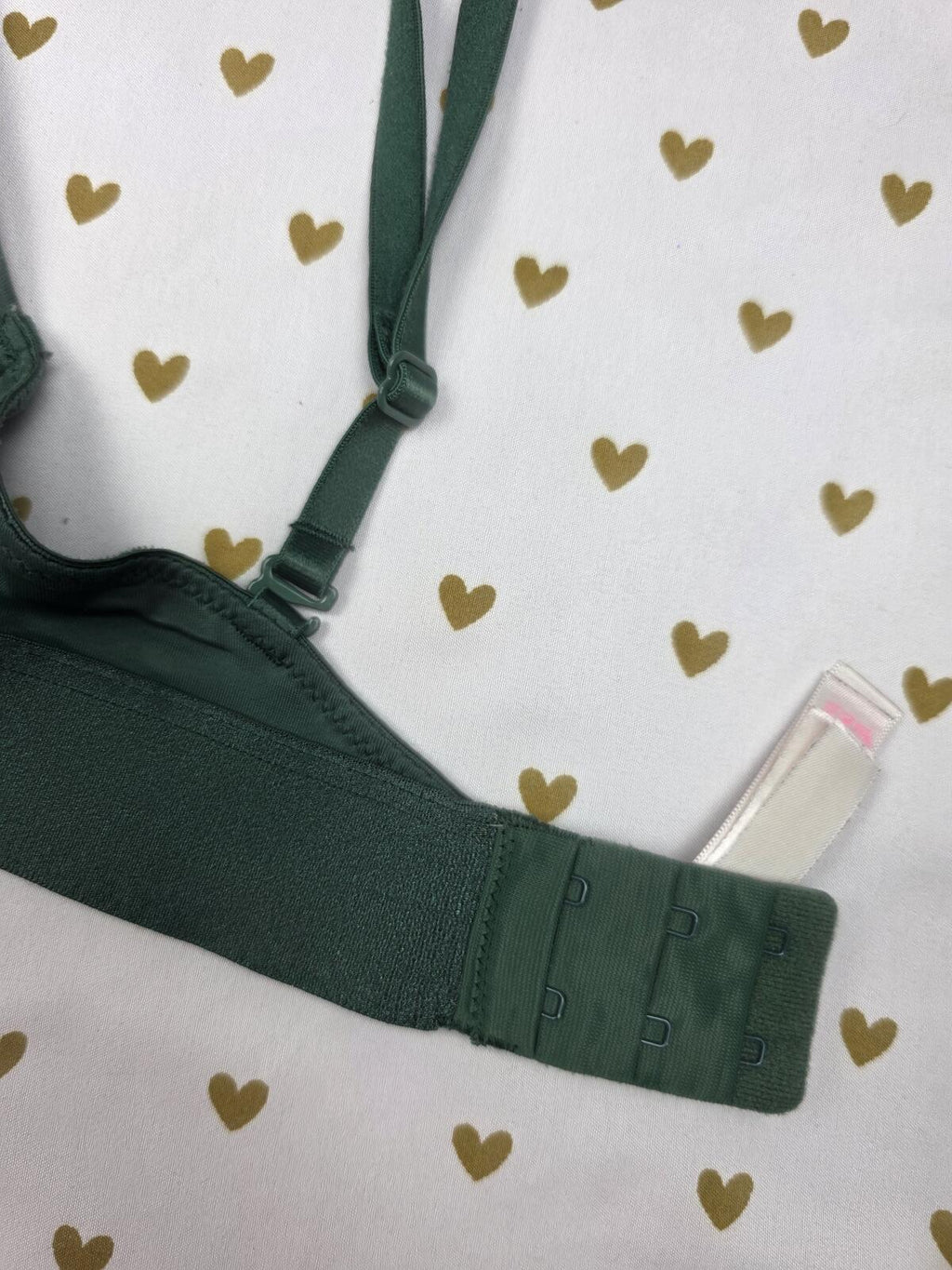 Victorias Secret PINK Green Wireless SHINE BLING Bra 32c Wear Everywhere