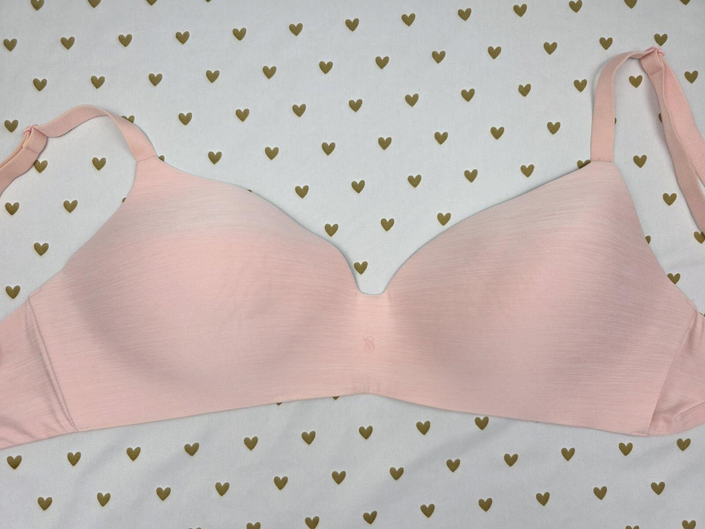 Victorias Secret NO Wire Wireless 36DD Super Soft Pink Bra