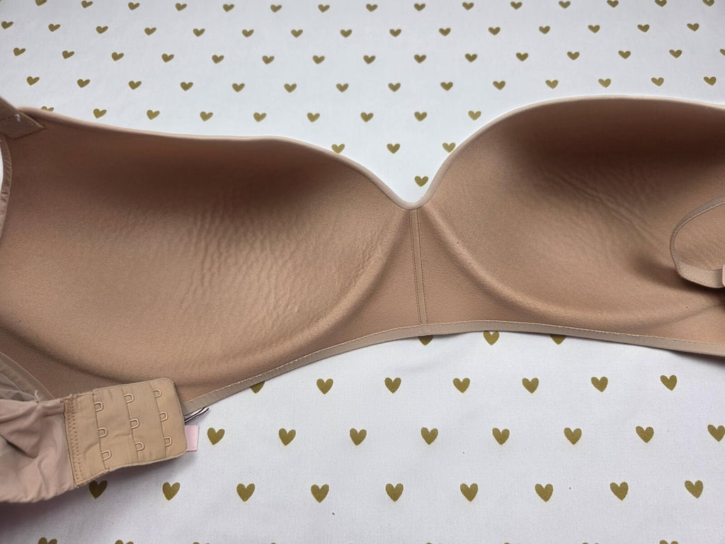 Victorias Secret T Shirt Lightly Lined Wireless NO WIRE Bra 44C