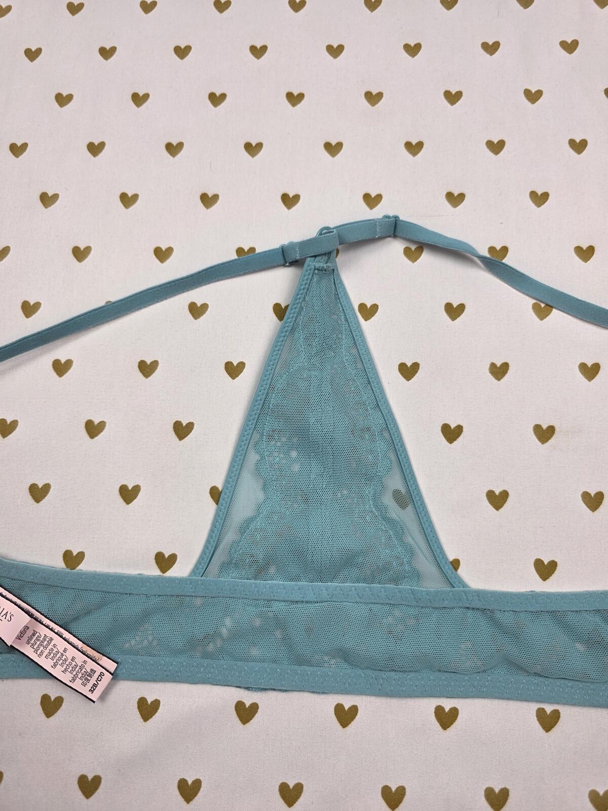 Victorias Secret Racerback Lace Front Close Unlined plunge bra 32B