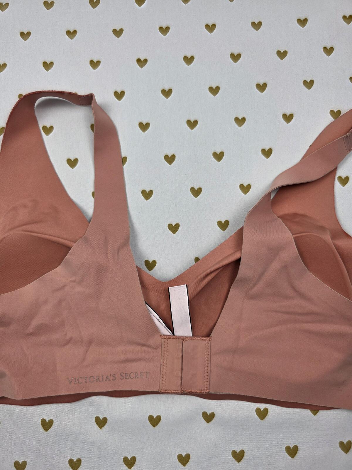 Victorias Secret Wireless Cuper Comfy Bra 34B