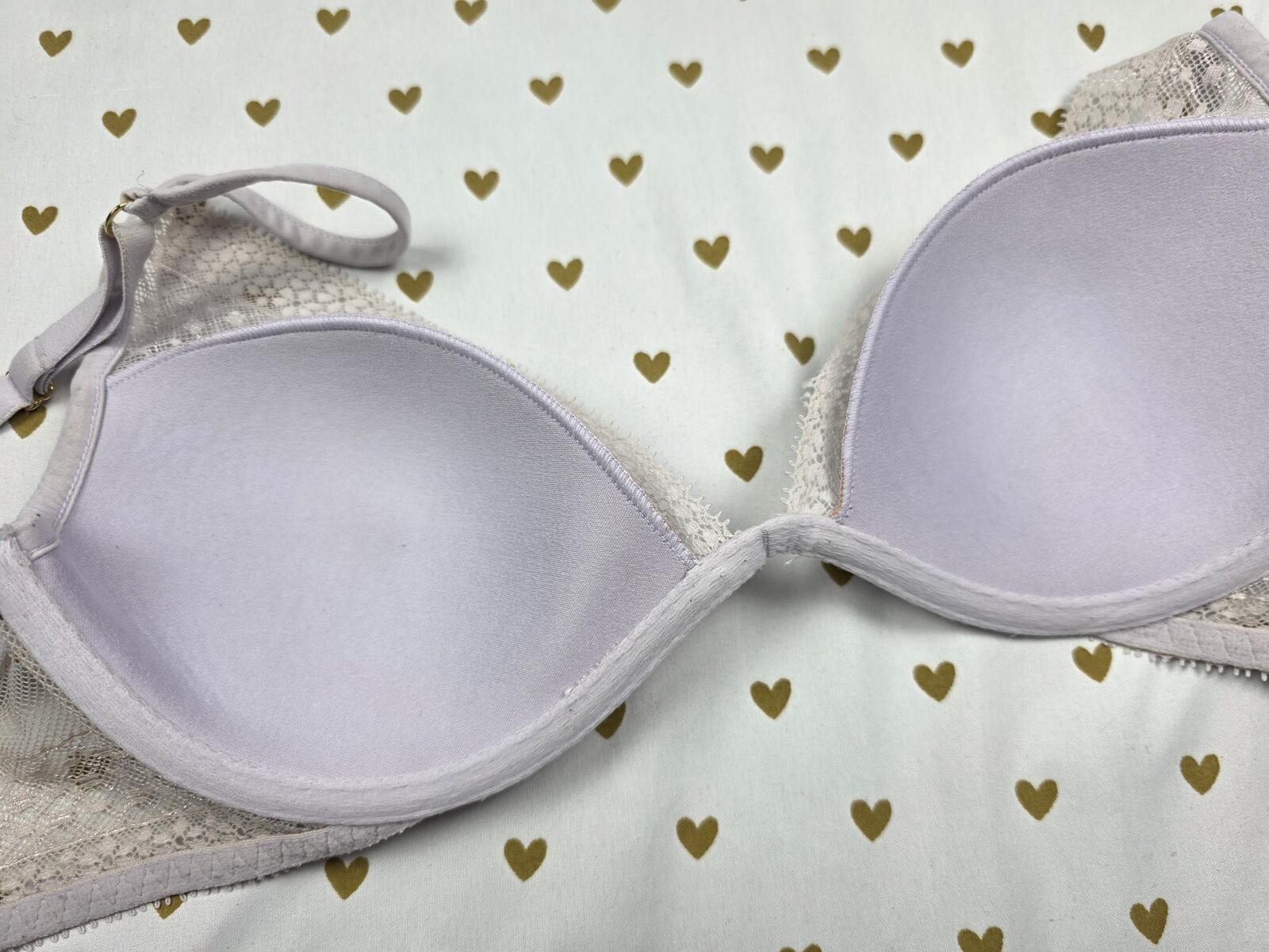 Victorias Secret INCREDIBLE Bra Plunge Lace Sexy 34C