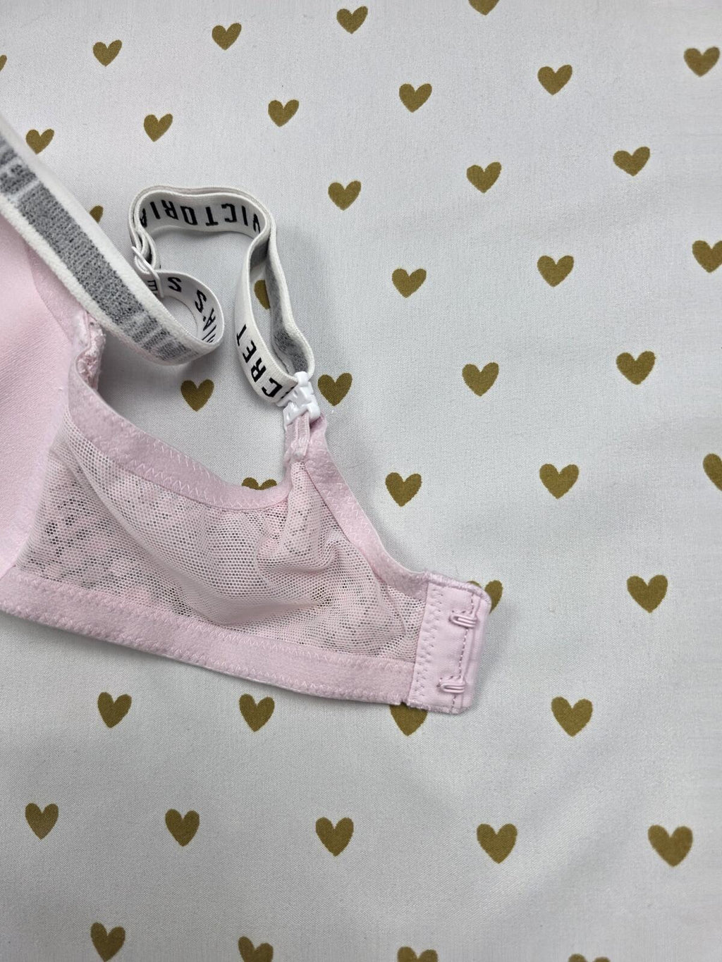 Victorias Secret Logo Strap Wireless No Wire  T Shirt Lightly Lined Bra 34DD