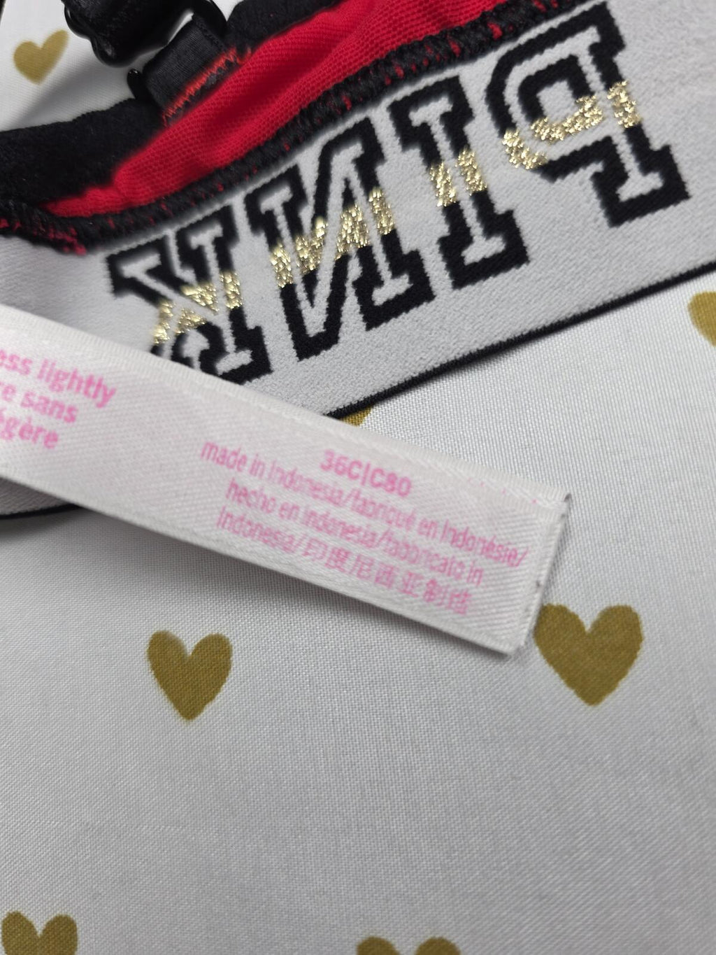 Victorias Secret PINK Red Logo Strap Wireless NO Wire Bra 36C Wear Everywhere