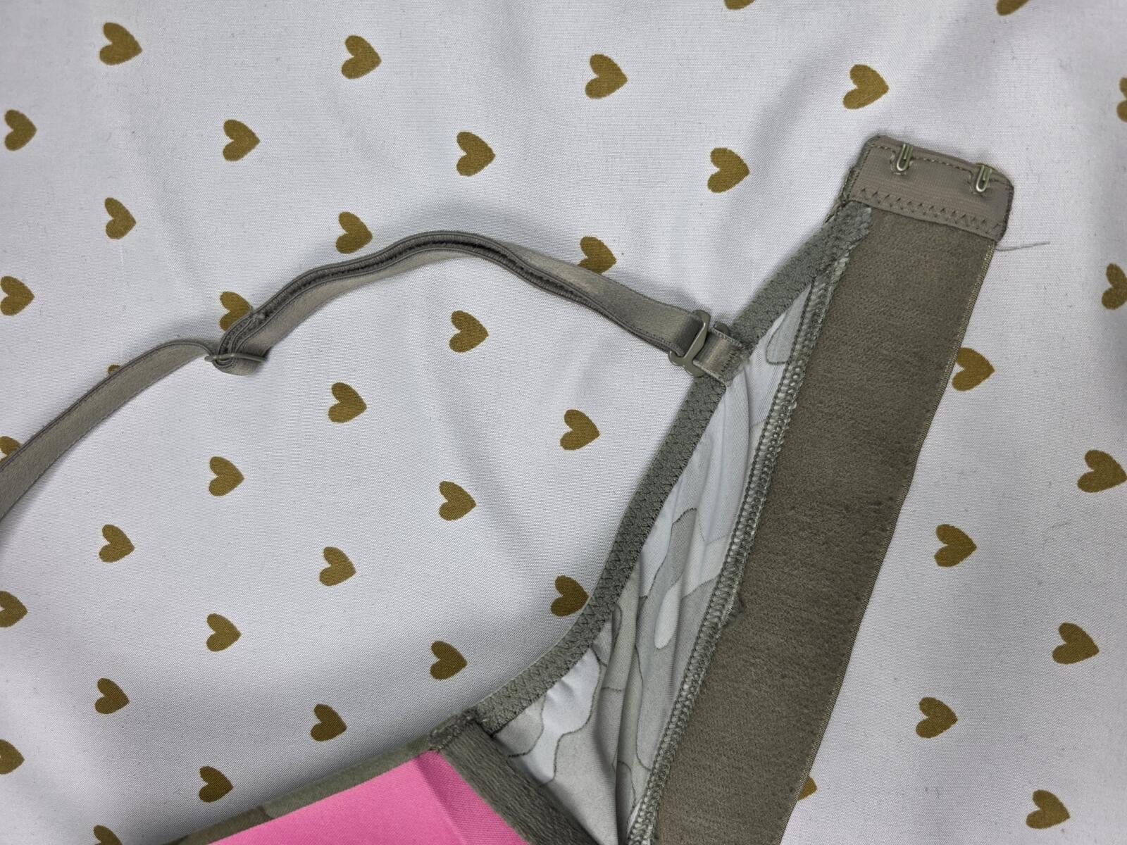Victorias Secret PINK Camo Camouflage wireless 36B Wear Everywhere bra [COPY]