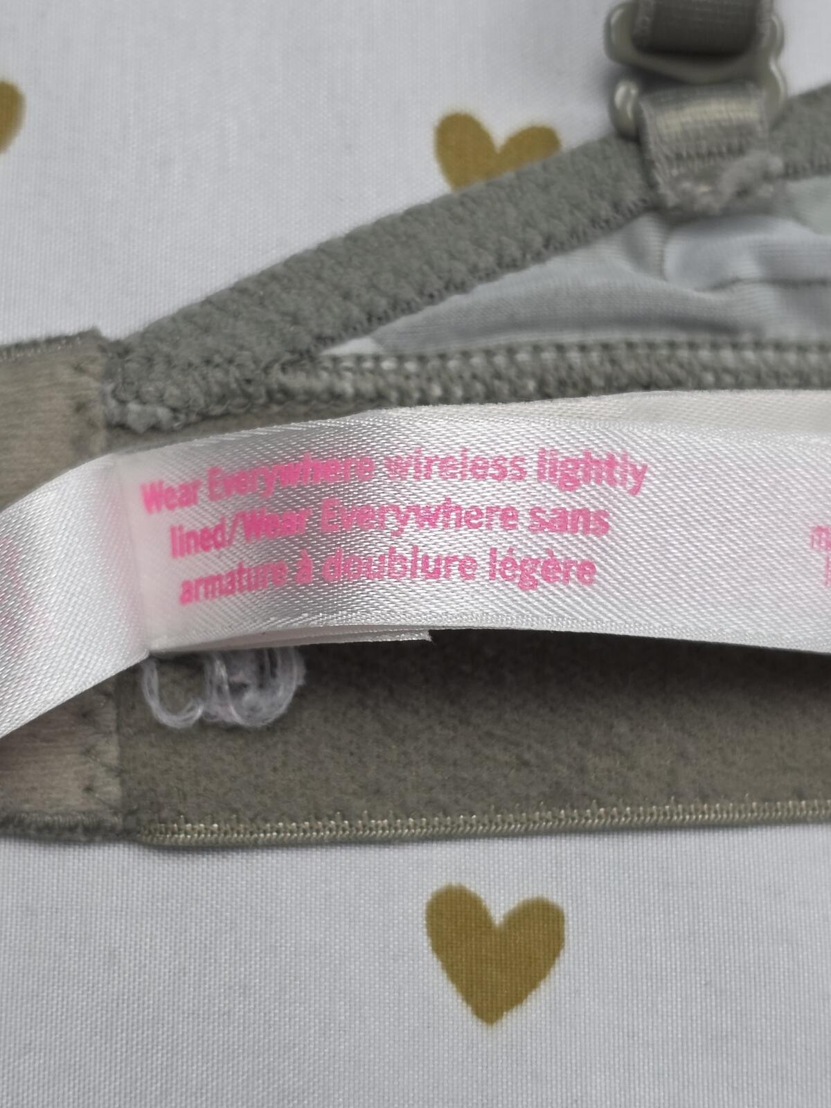 Victorias Secret PINK Camo Camouflage wireless 36B Wear Everywhere bra [COPY]
