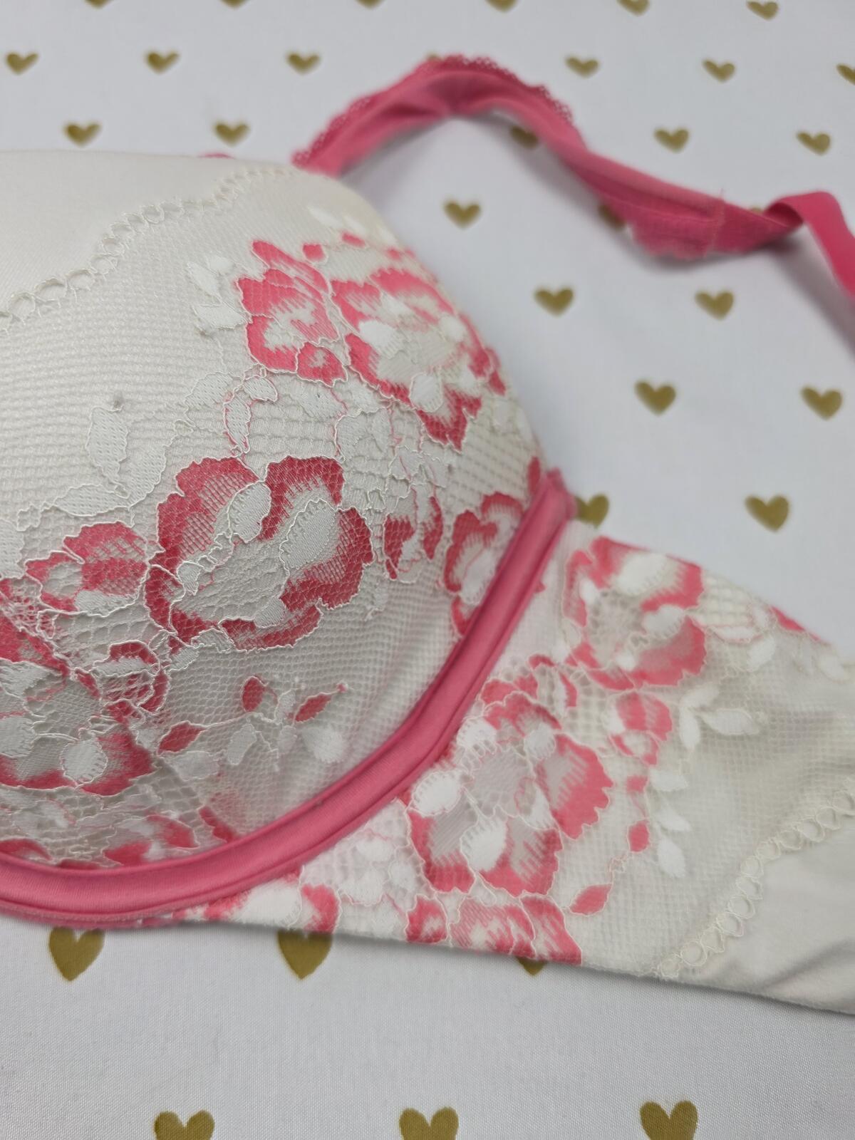 Victorias Secret Body By Perfect Shape Bra Red Lace 34D