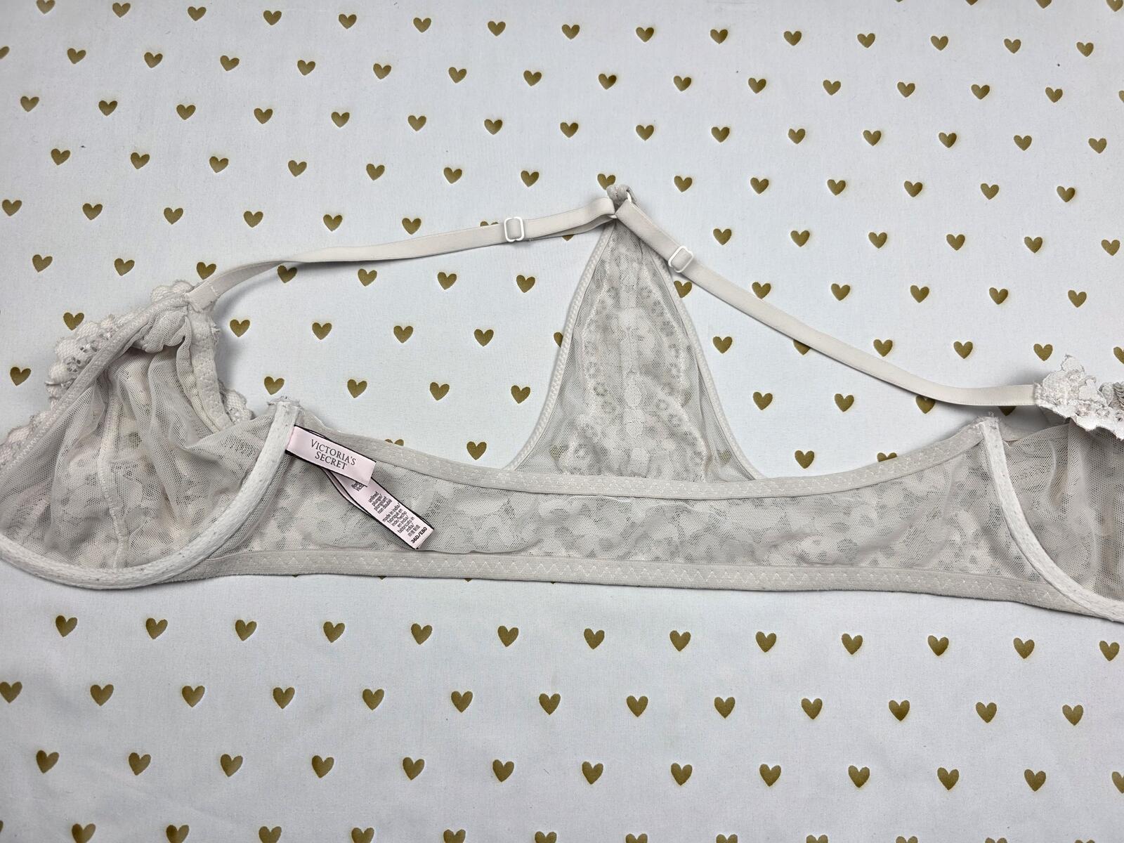 Victorias Secret white Lace Racerback Front close Unlined Plunge bra 36D