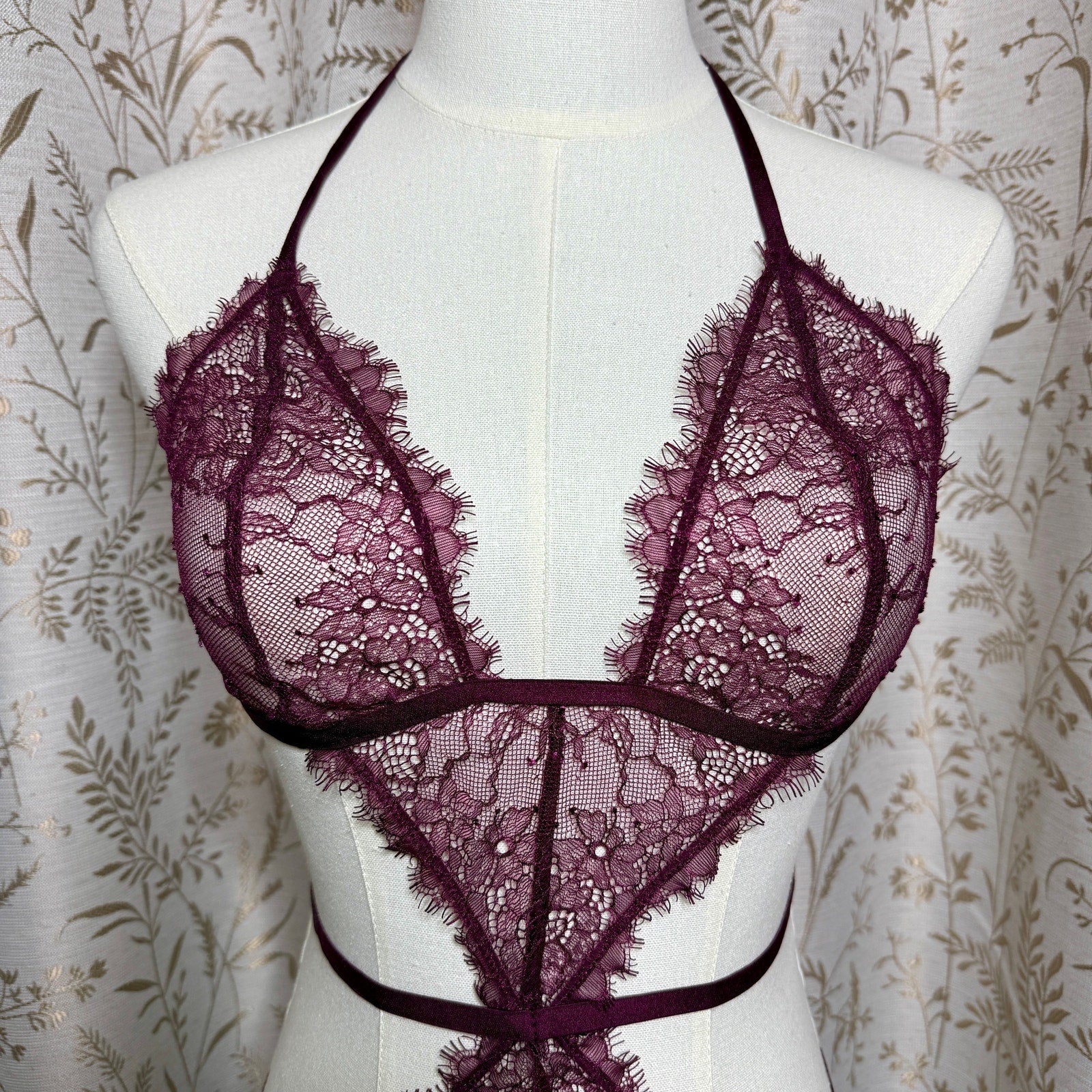 Victoria's Secret Very Sexy Strappy Eyelash Lace Teddy L Plum Sirencore Baddie