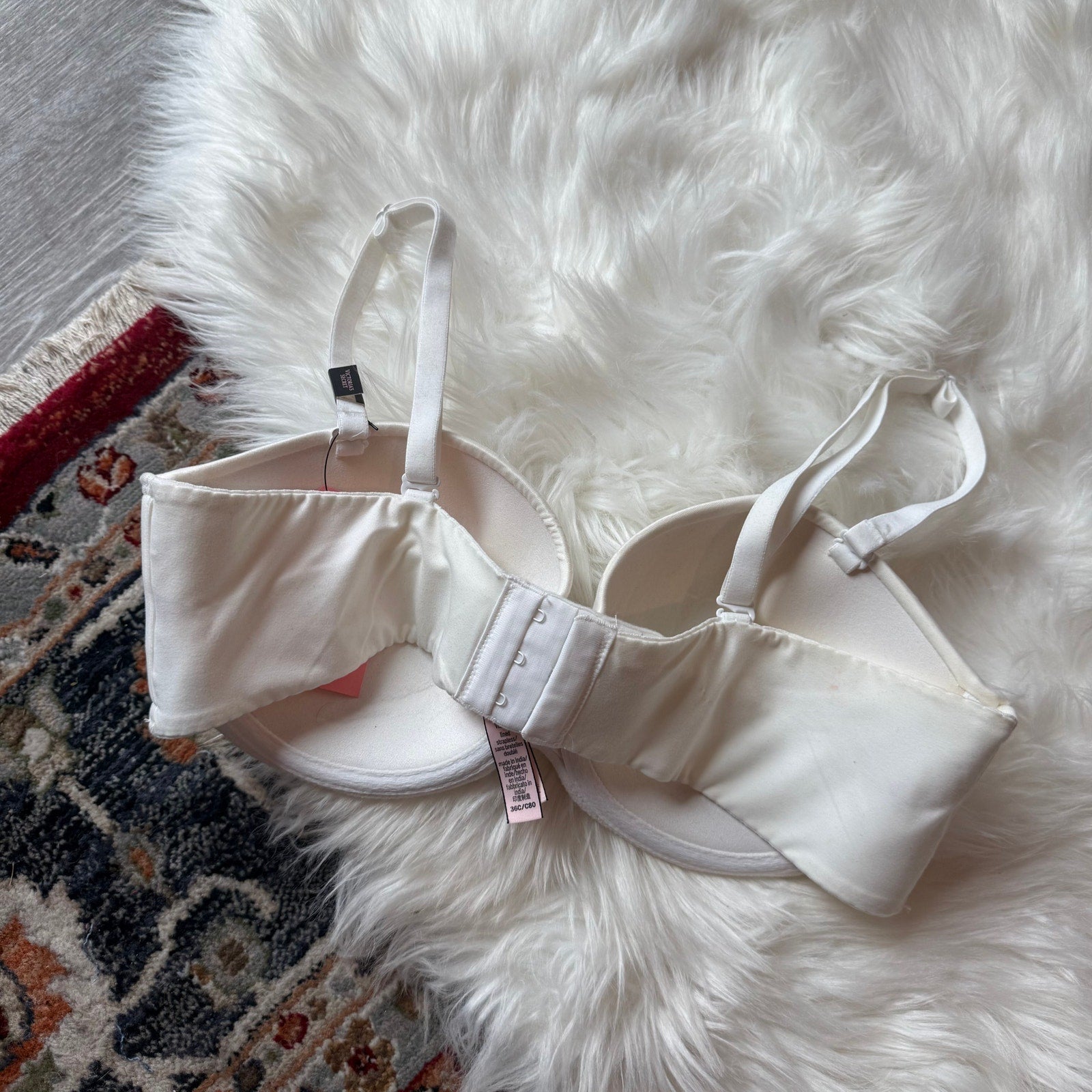 Victoria's Secret White Convertible Bra - Size 36C, New with Tags