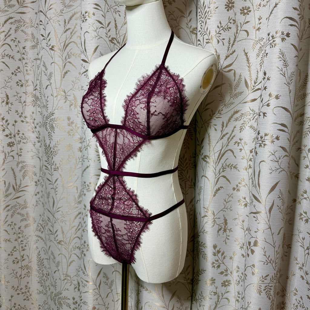 Victoria's Secret Very Sexy Strappy Eyelash Lace Teddy L Plum Sirencore Baddie