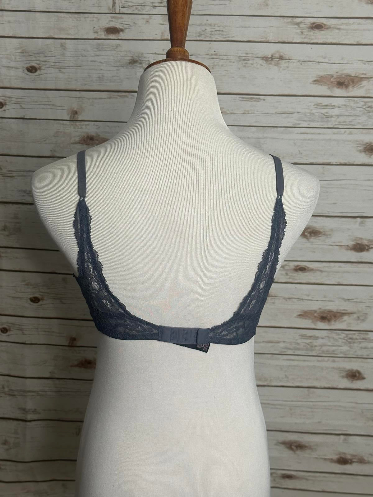 Victoria's Secret Very Sexy silver padded demi bra Size 34C