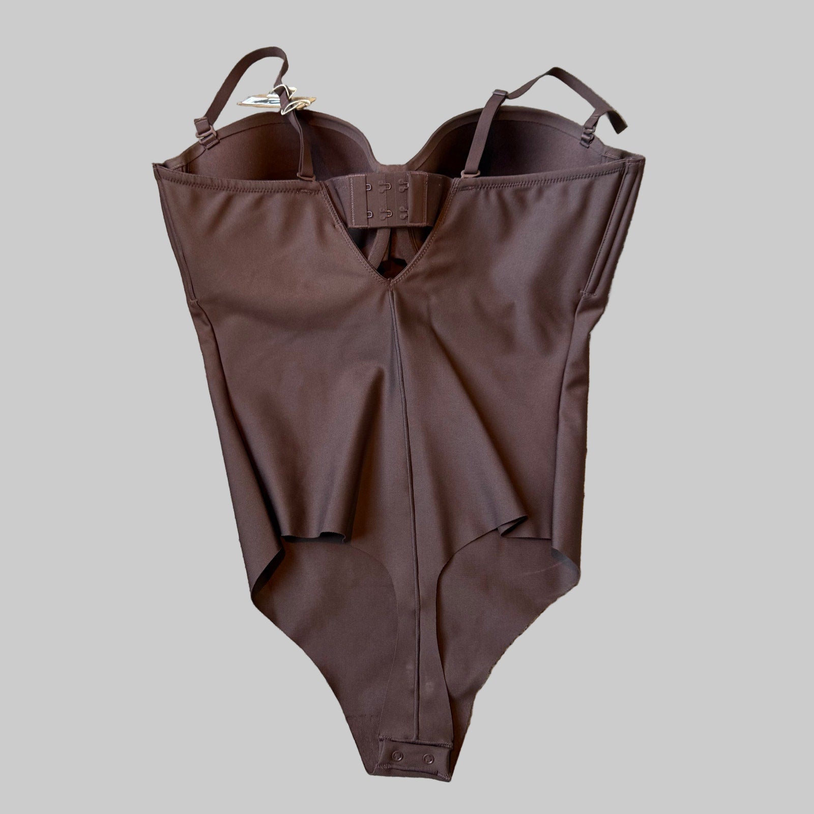 SKIMS Body Molded Underwire Thong Bodysuit in Cocoa - Size Medium