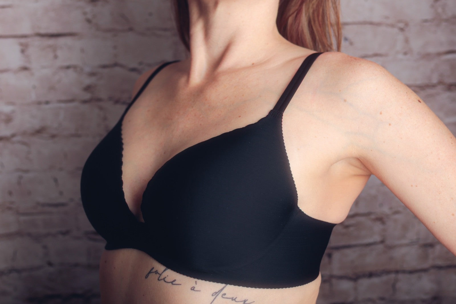 Victoria's Secret 34D Angels Embrace Push Up Seamless Underwire T-shirt Bra Black