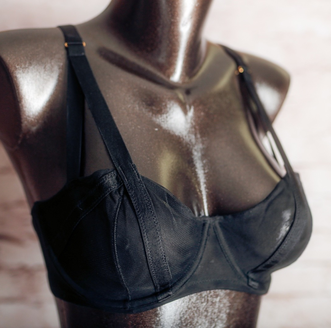 Victoria's Secret Very Sexy Unlined Sheer Lace Demi Bra Black 32DD
