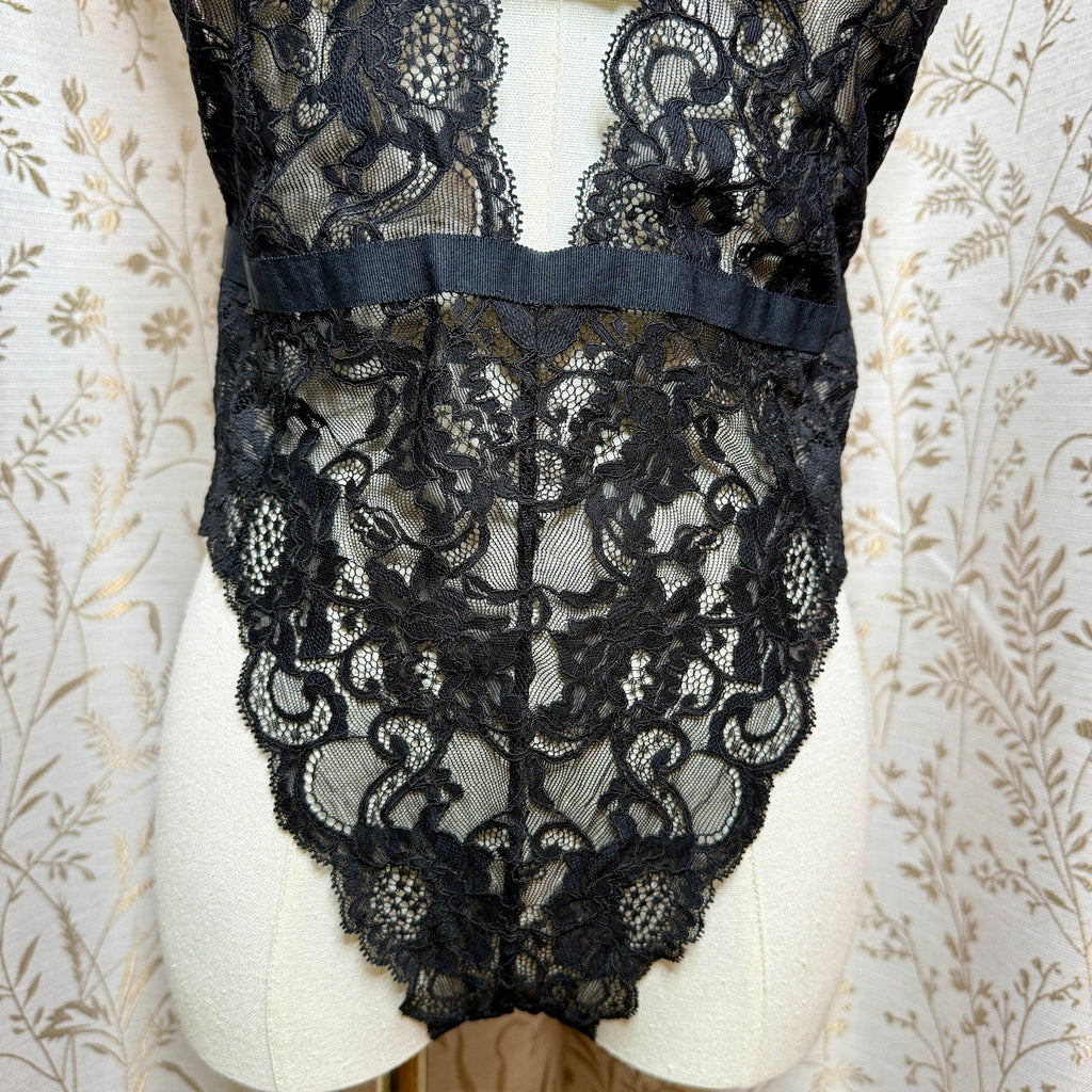 Victorias Secret Black Lace Plunge Teddy Womens L Sexy Sirencore Dark Coquette