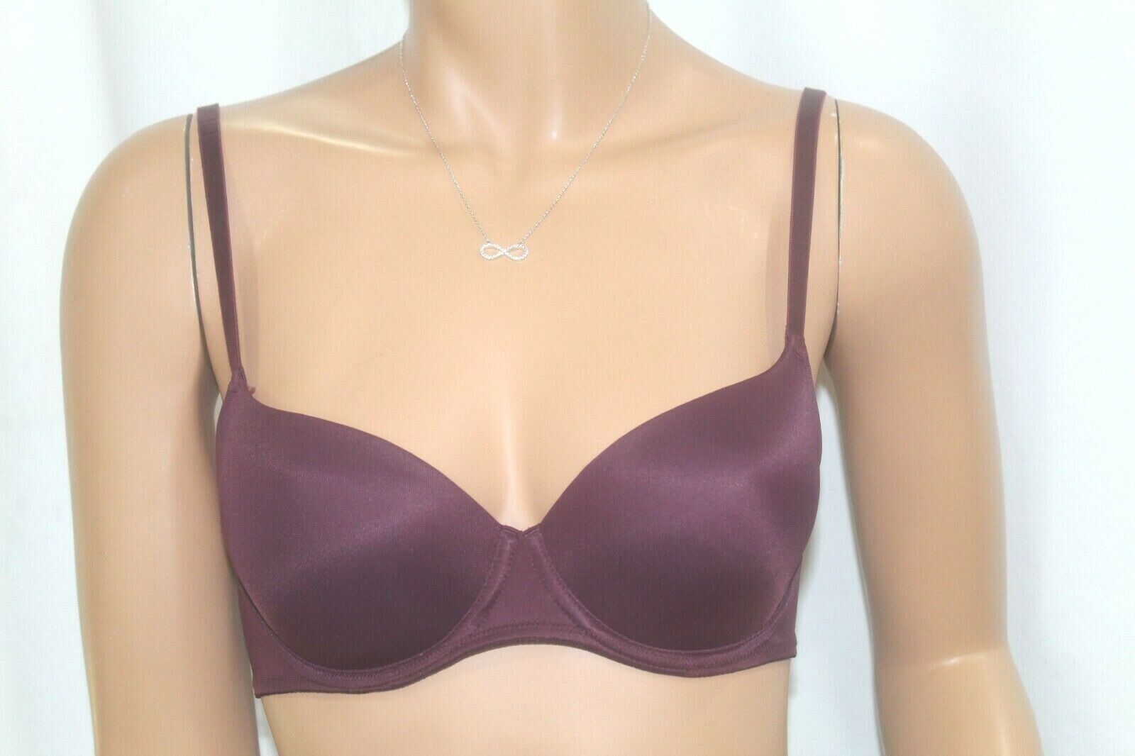 *NWT*  VICTORIA SECRET PINK Underwire Wear Everywhere Lightly Lined  Bra 32C