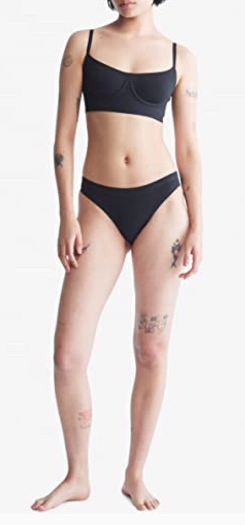 Calvin Klein Women's Fusion Flex Unlined Balconnet Bralette, Black, X-Large