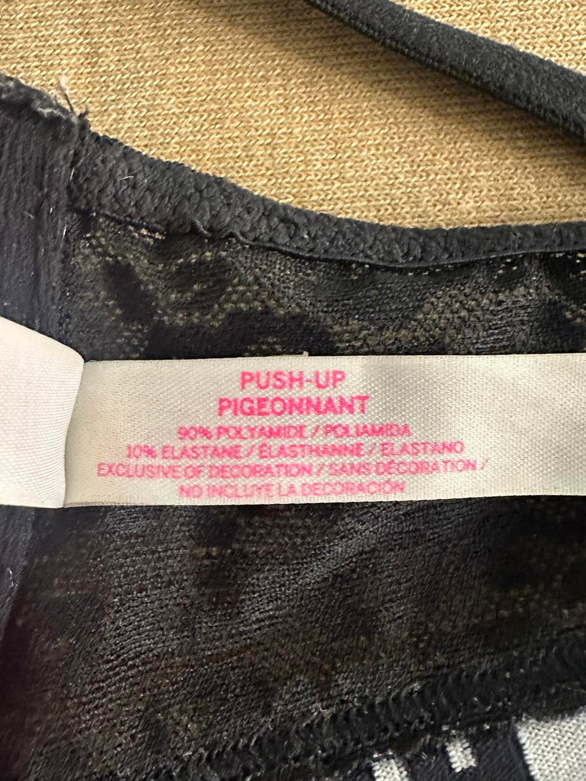 PINK Victoria's Secret lace strappy racerback push-up pigeonnant bra Size 32D