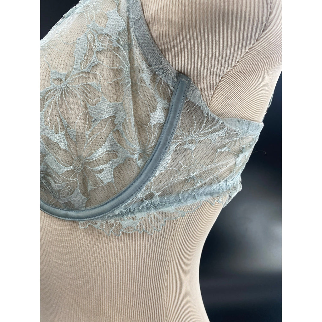 Women’s Victoria Secret Lace Bra