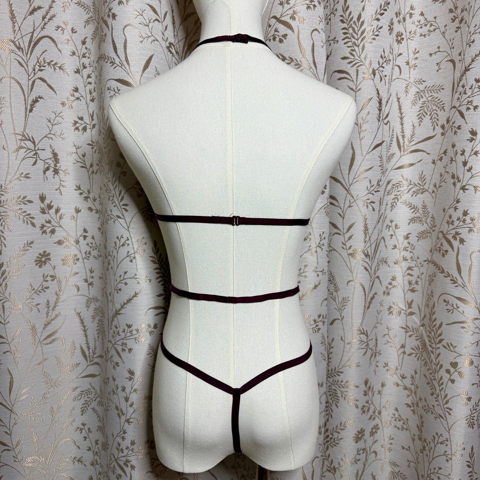 Victoria's Secret Very Sexy Strappy Eyelash Lace Teddy L Plum Sirencore Baddie