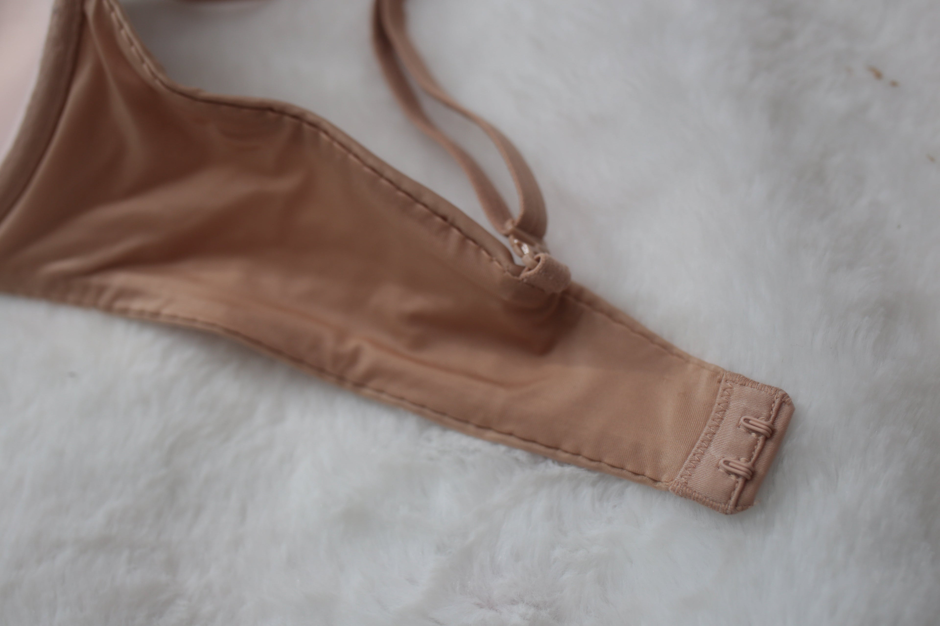 Victoria's Secret Plunge T‑Shirt Bra, Lightly Lined 34C Beige