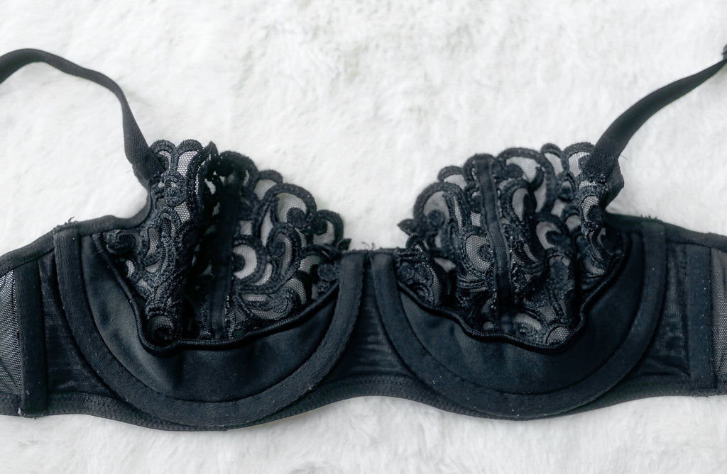 Victoria's Secret Vintage 34C Sheer Push-up without Padding Bra Black Lace