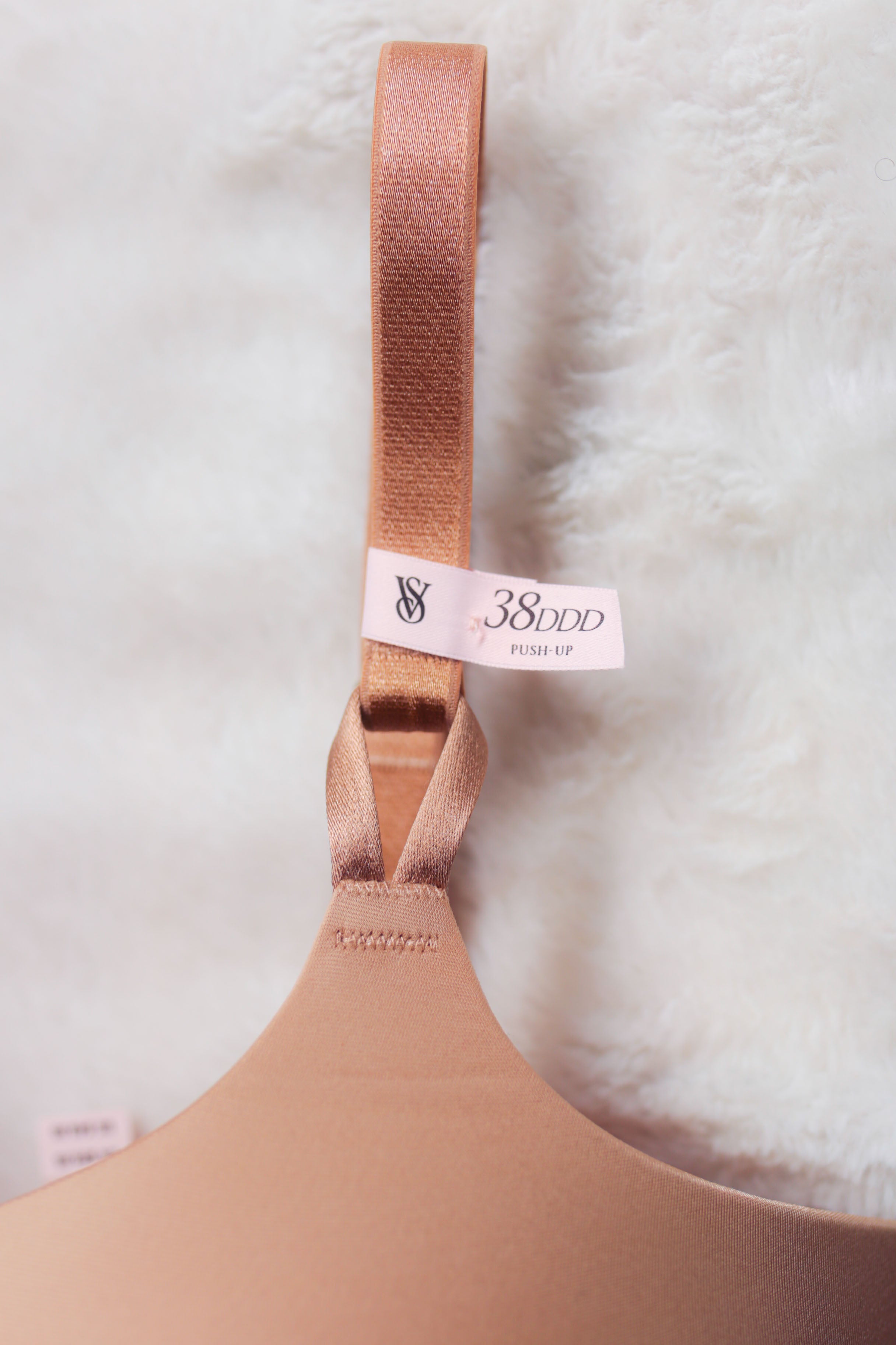 Victoria's Secret 38DDD Bombshell Plunge Push-up Bra Beige NEW