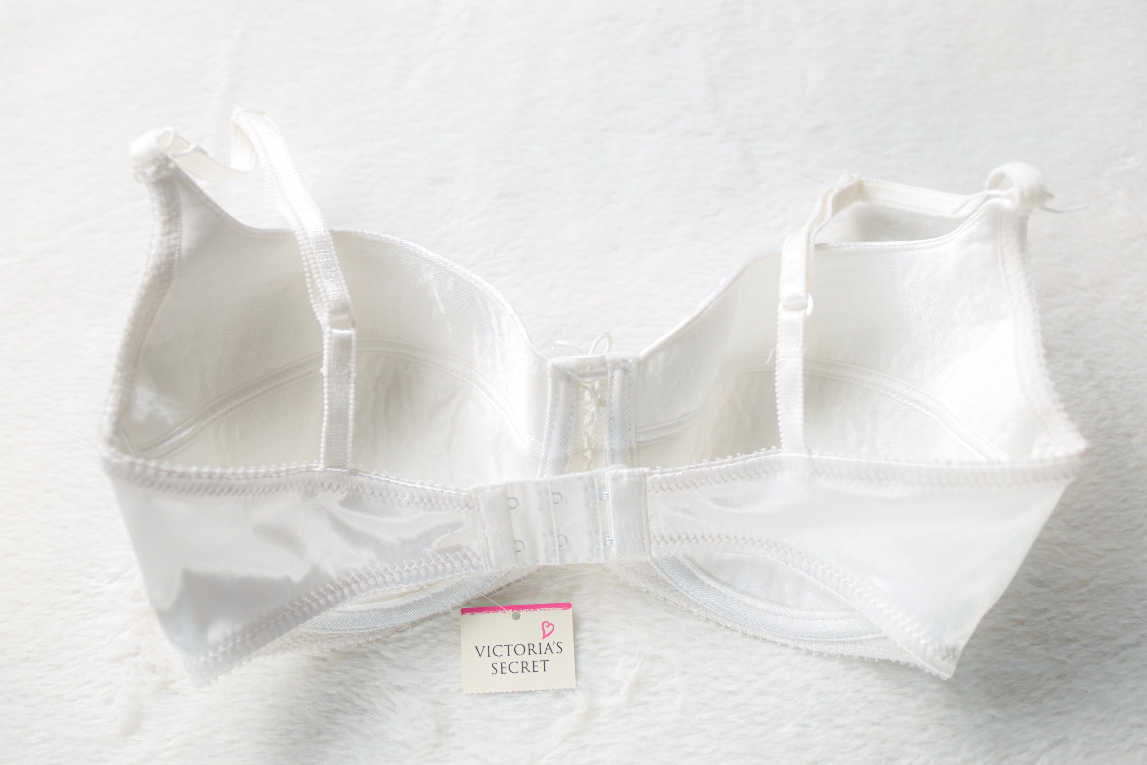 Victoria's Secret 90s Y2K Heart Label Satin Bridal Lined Demi Bra 34D NEW