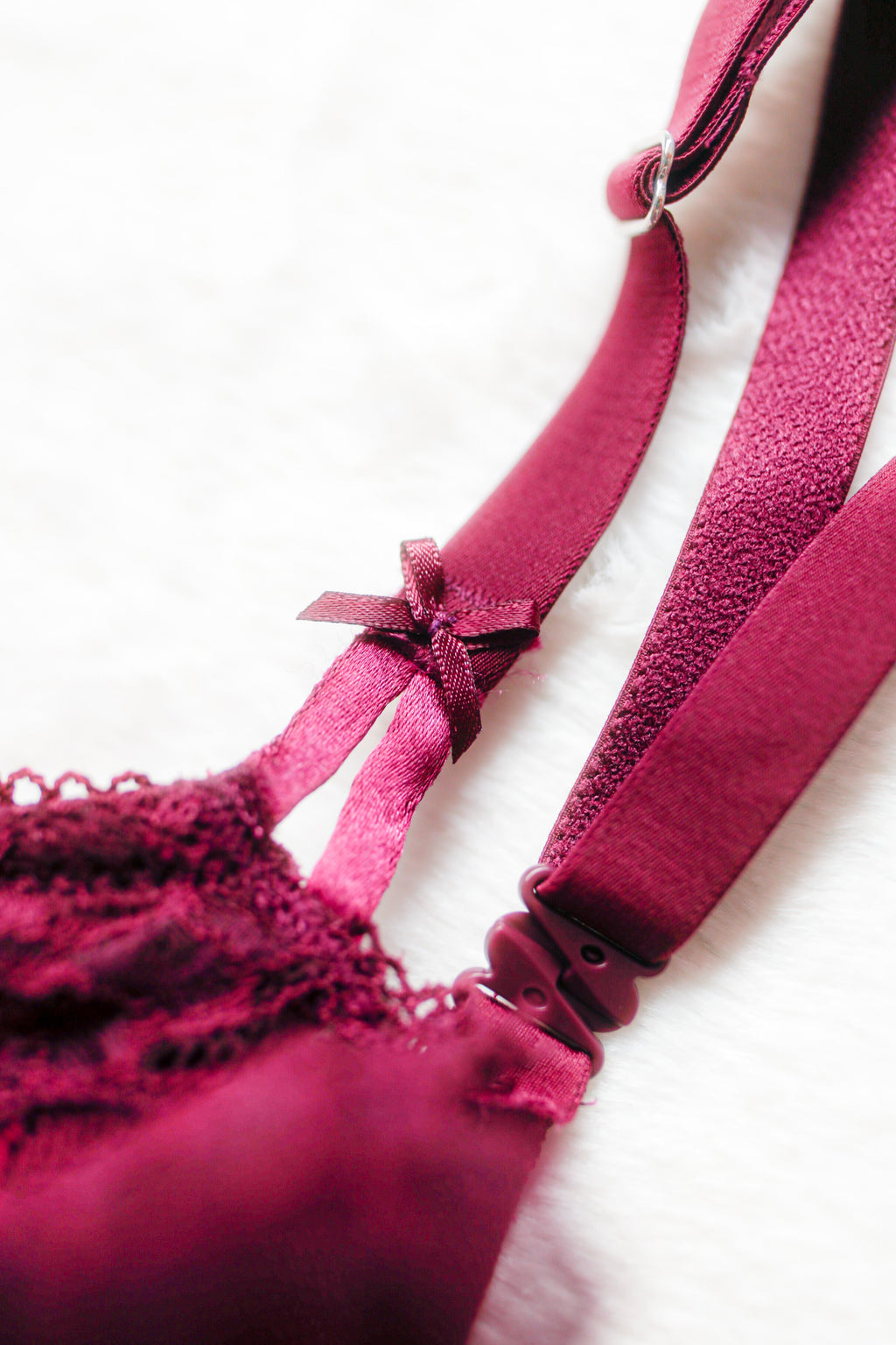 Victoria's Secret Dream Angels Push-up Unpadded Unlined Lace Demi Bra Purple 36DDD