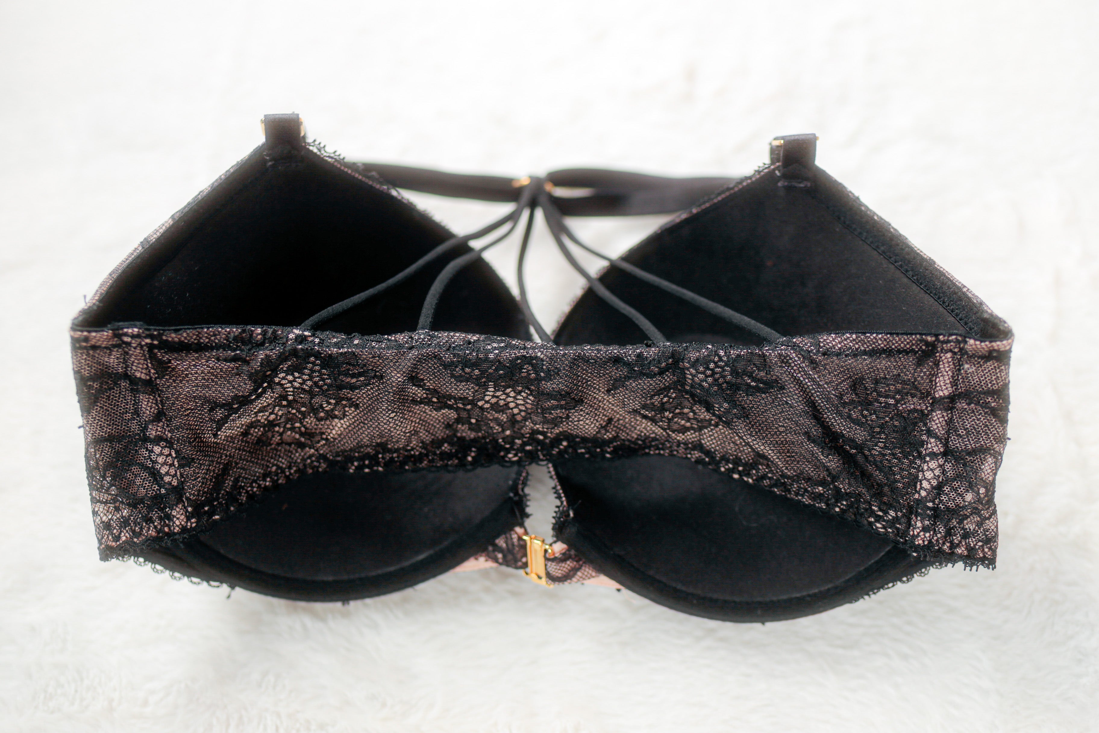 Victoria's Secret Bombshell Plunge Front Close Padded Push-up Bra Black Lace Beige 34D