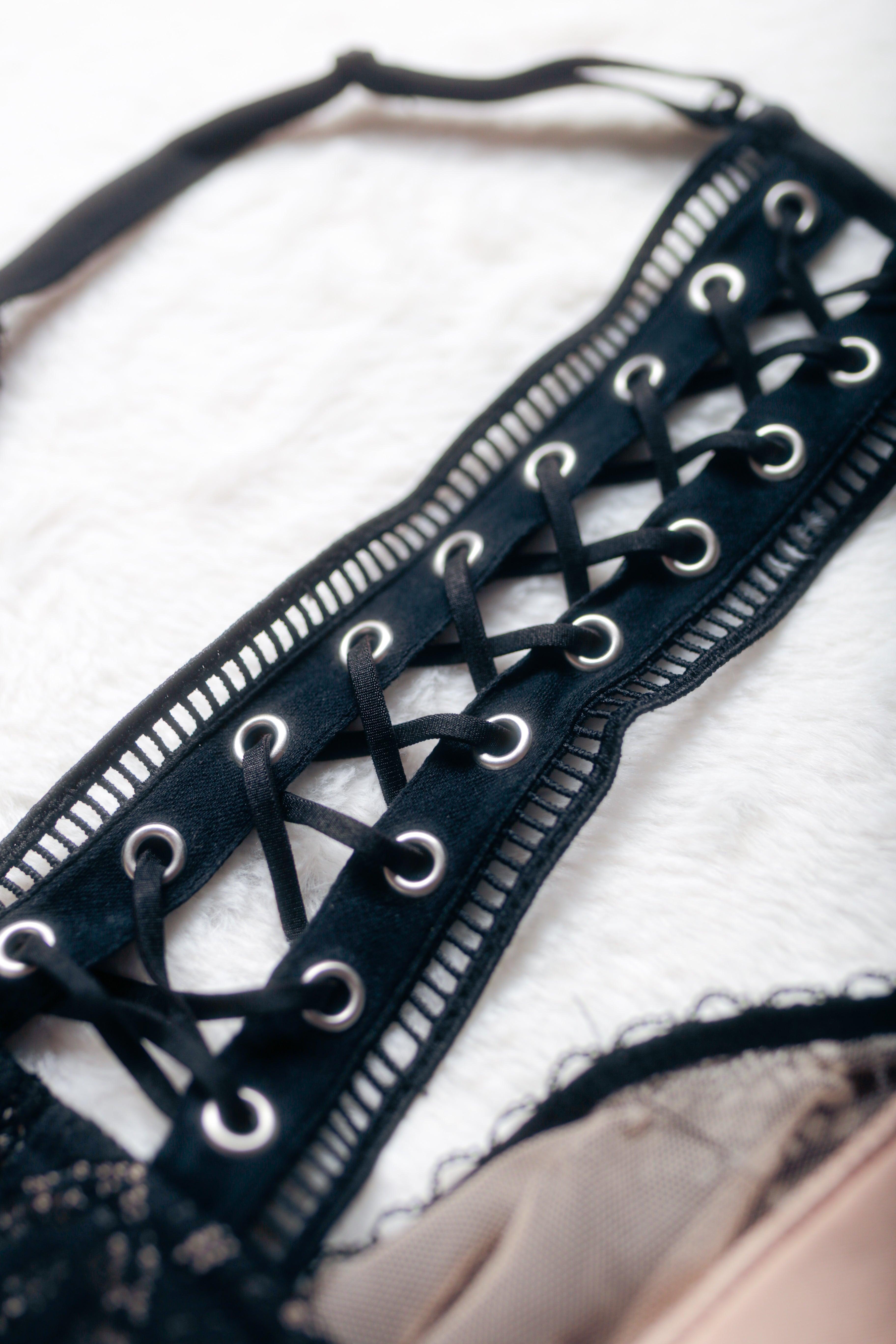 Victoria's Secret Unlined Plunge Biker Lace-up Racerback Bra Black 34D