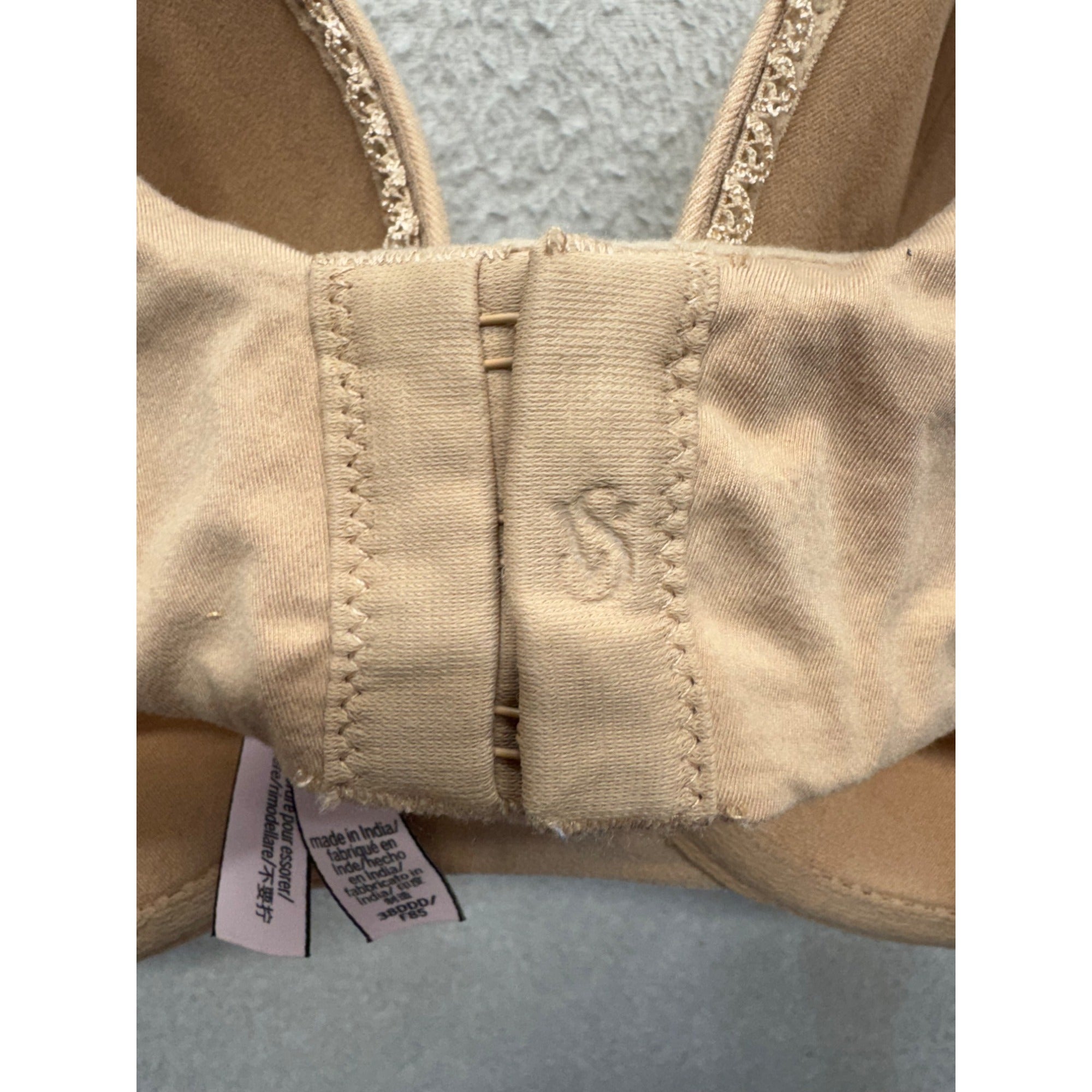 Victorias Secret Body By Victoria Perfect Shape Bra 38DDD Beige #9725