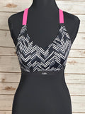 Victoria's Secret VSX Sport lightly padded mesh wireless sports bra Size 32D