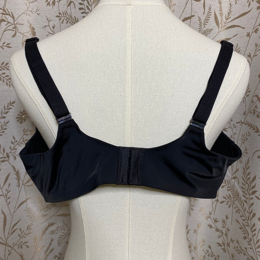 Victorias Secret 42DD Black Lightly Lined Wireless Bra Smooth Comfort T-Shirt