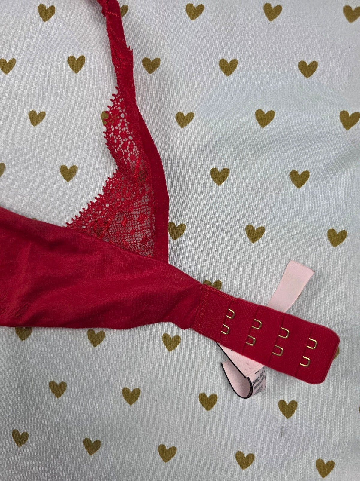 Victorias Secret Red INCREDIBLE Bra Perfect Shape 34B