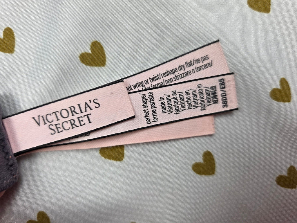 Victorias Secret Wireless No Wire Perfect Shape Bra 38DD