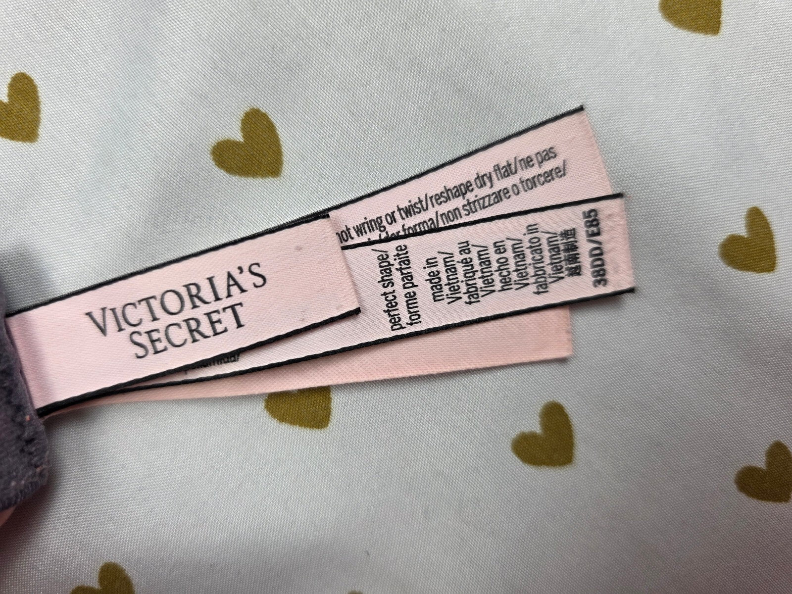 Victorias Secret Wireless No Wire Perfect Shape Bra 38DD