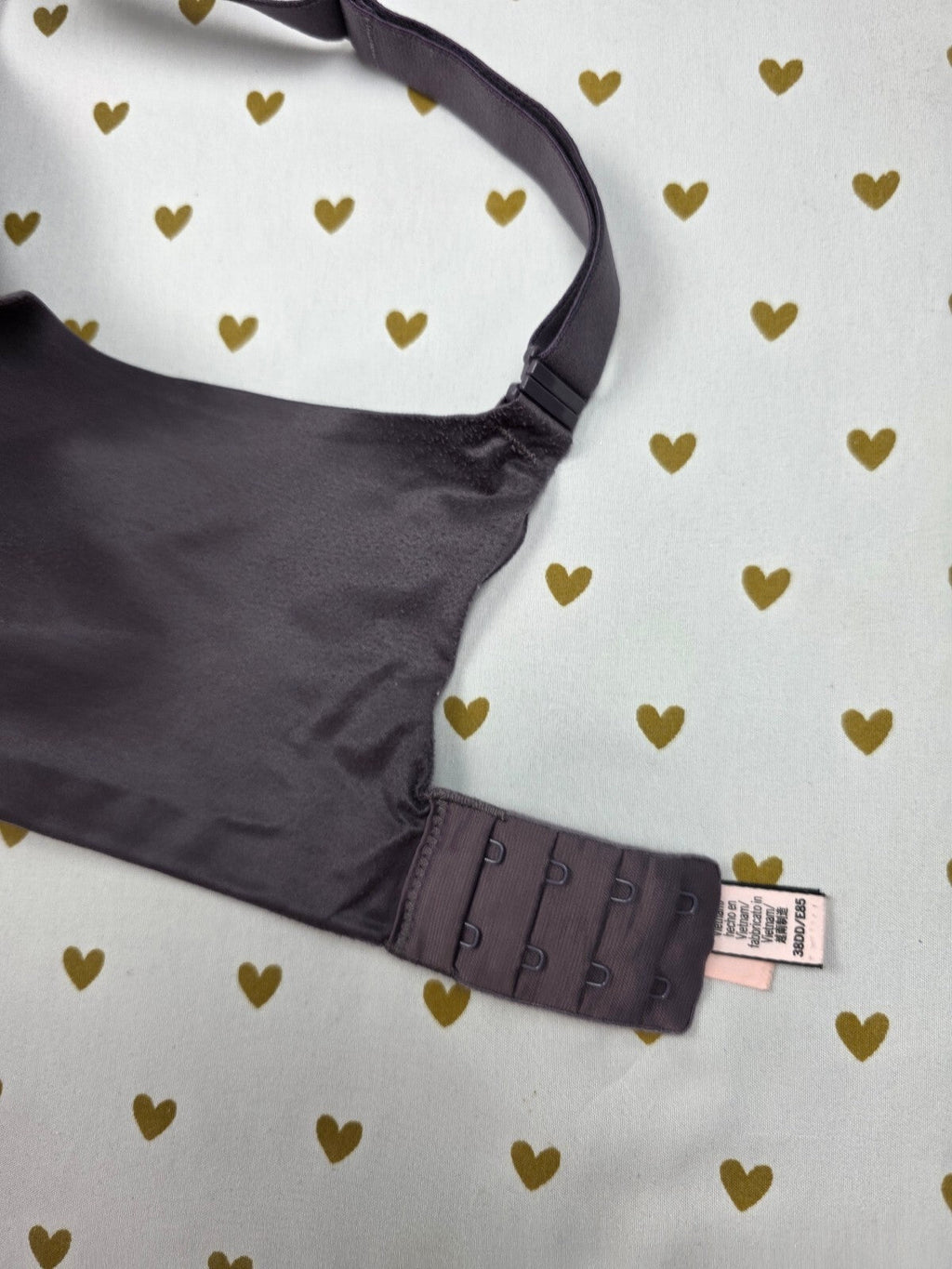 Victorias Secret Wireless No Wire Perfect Shape Bra 38DD