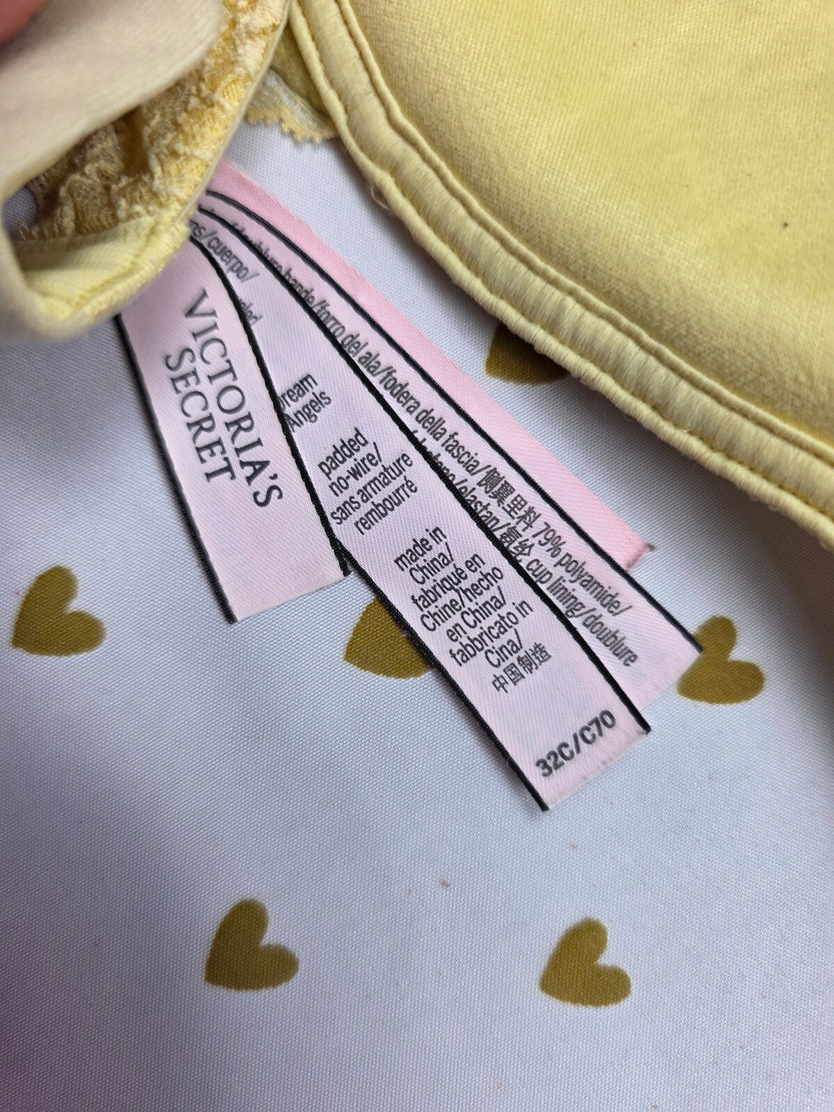 Victorias Secret Yellow Wireless No Wire Lace Bra 32C Padded