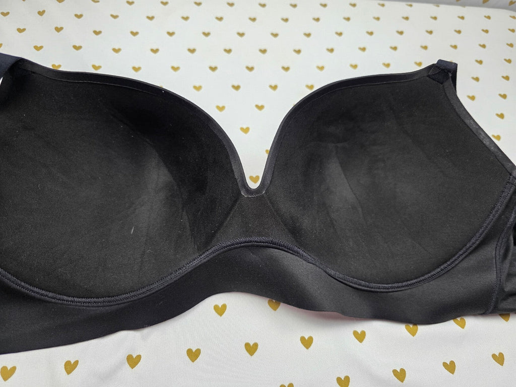 Victorias Secret Black Wireless INCREDIBLE Padded No Wire Bra 36DDD