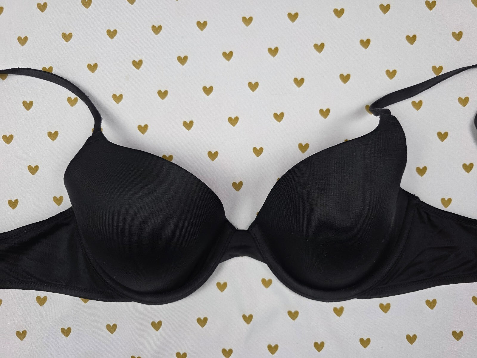 Victorias Secret PINK Black 32D Wear Everywhere T Shirt Bra